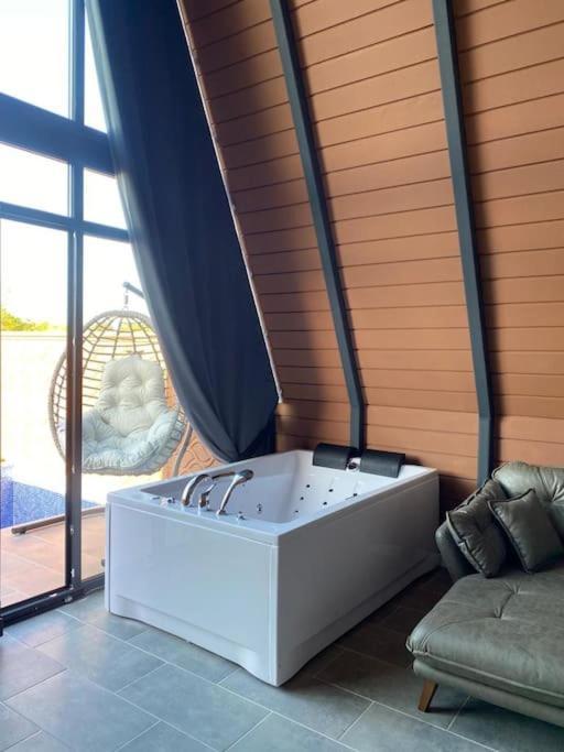Triangle Life Suit Otel Kartepe Dış mekan fotoğraf